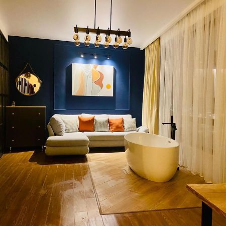 Luxury Apartment In Old Tbilisi With Terrace מראה חיצוני תמונה