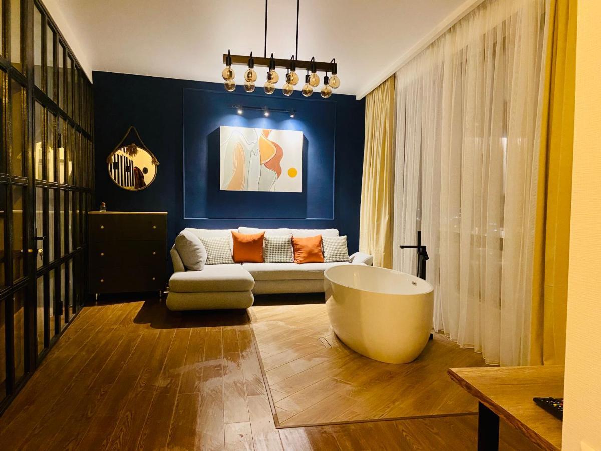 Luxury Apartment In Old Tbilisi With Terrace מראה חיצוני תמונה