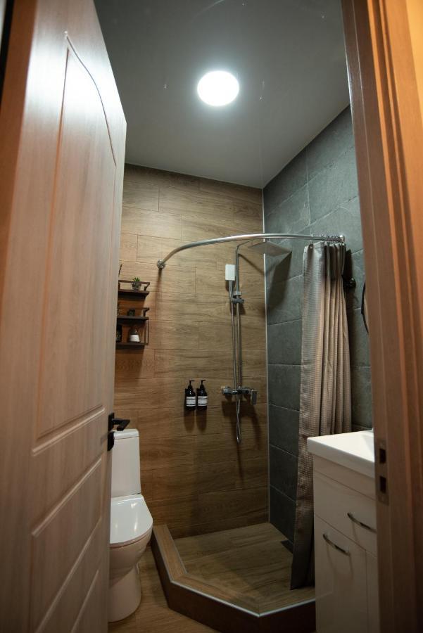 Luxury Apartment In Old Tbilisi With Terrace מראה חיצוני תמונה