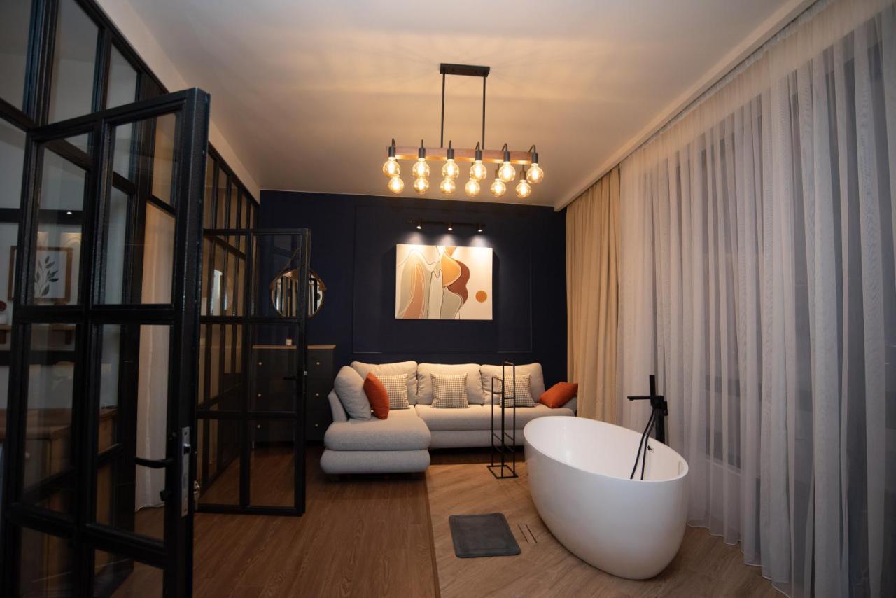Luxury Apartment In Old Tbilisi With Terrace מראה חיצוני תמונה