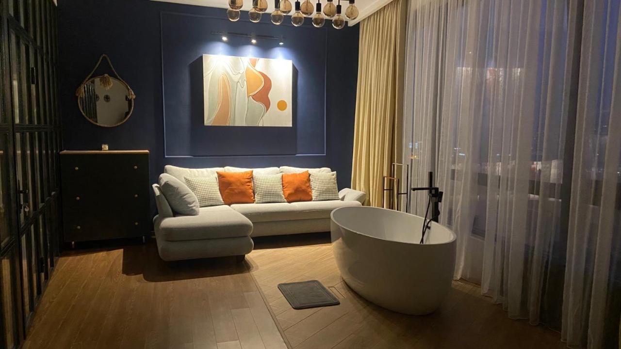 Luxury Apartment In Old Tbilisi With Terrace מראה חיצוני תמונה