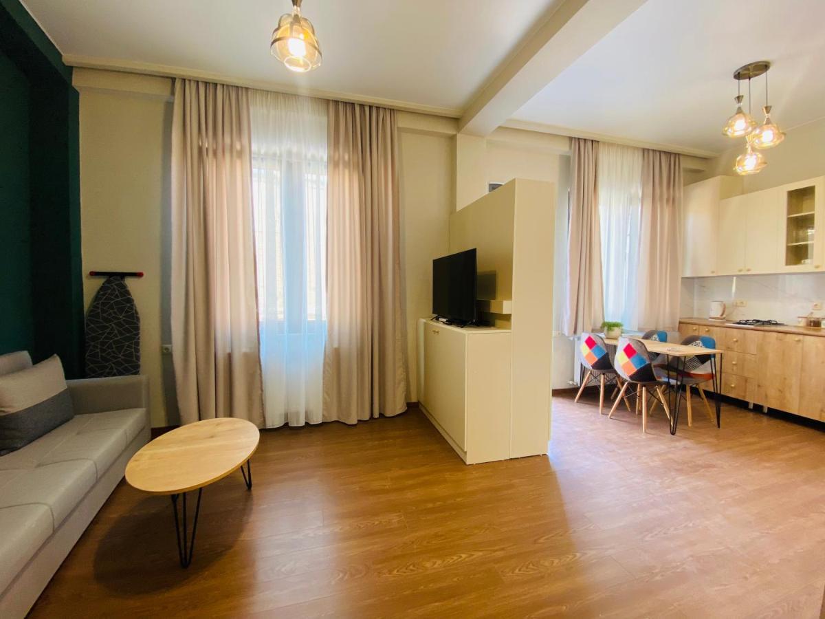 Luxury Apartment In Old Tbilisi With Terrace מראה חיצוני תמונה